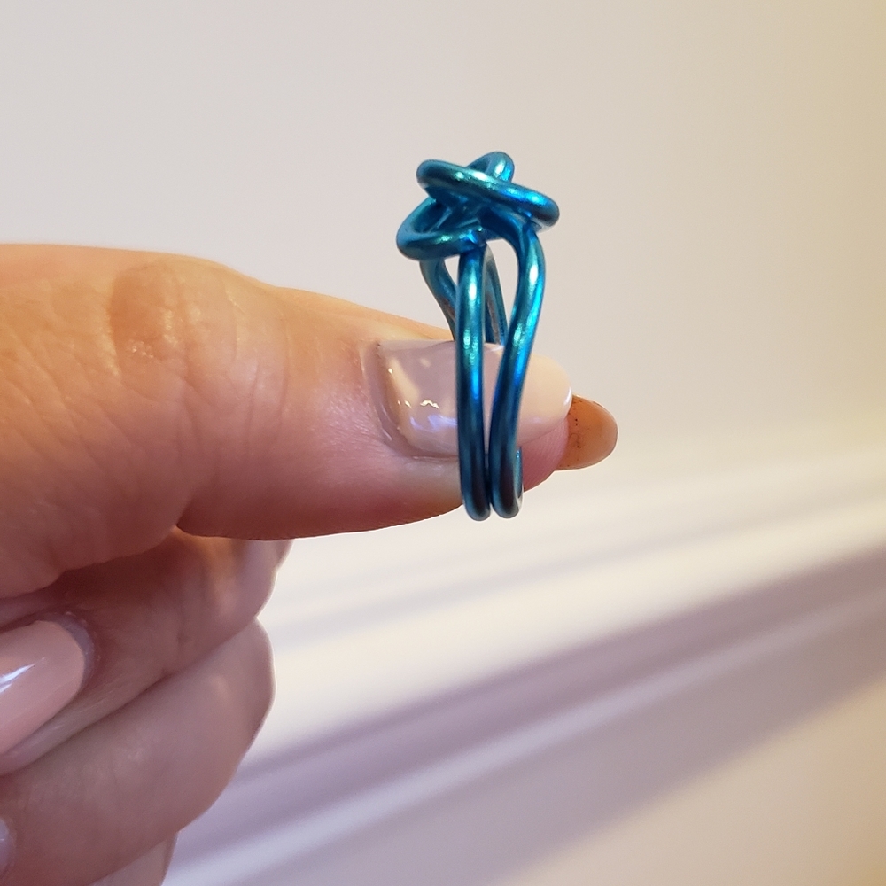 Wire Ring - Picture 4 of 4